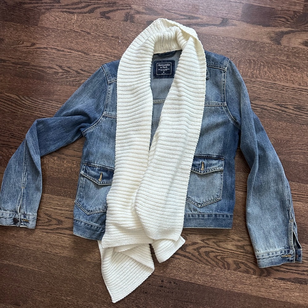 Abercrombie Denim Jacket – Cream Knit Shawl Collar – Size M, Excellent